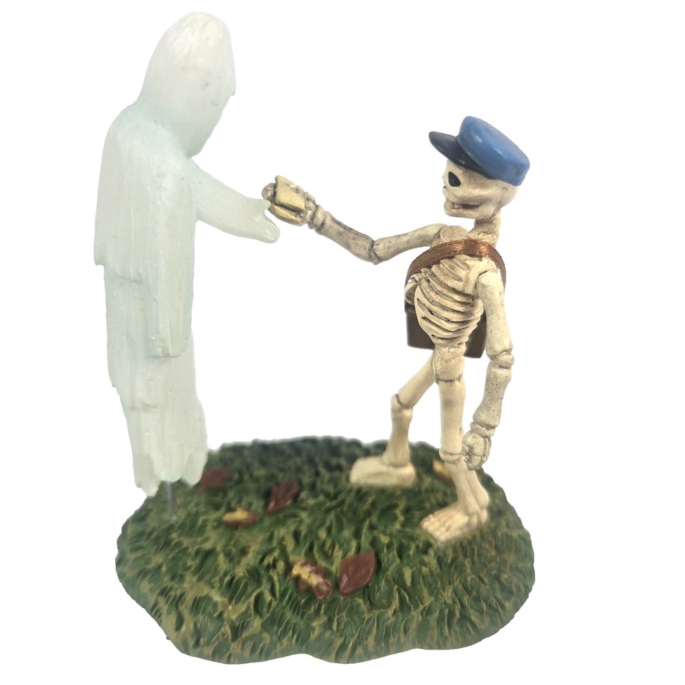 Department 56 Snow Village Halloween Fright of Night Skeleton Ghost Figurine